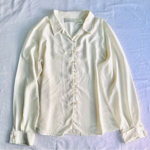 Susan Bristol Cream elegant Blouse